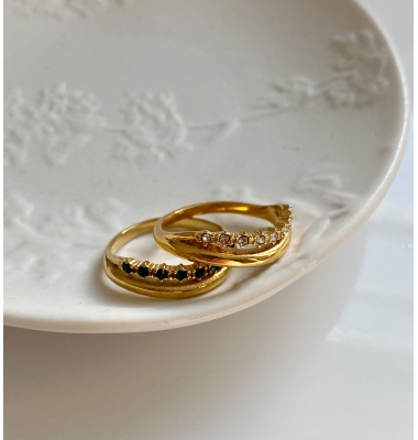 Arlette rhinstone ring  