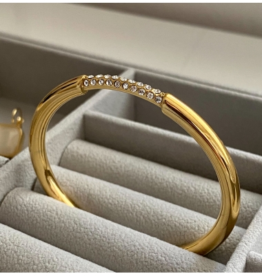 Amelia 18k gold plated bangle 