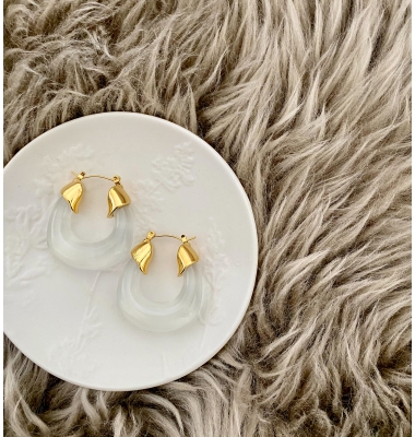Kristen acrylic earrings 