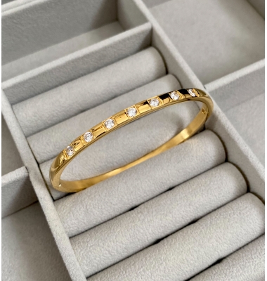 Izara bangle 
