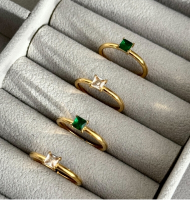 Liyana square ring 