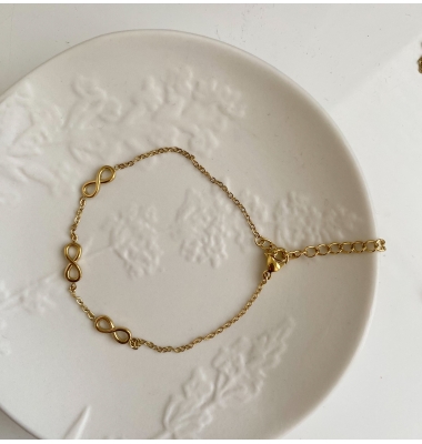 Aidi link bracelet 