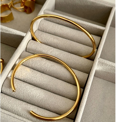 Cleo 18k gold plated cuff bangle 