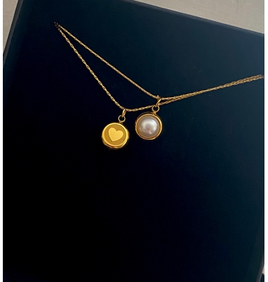 Amelia pearl double sided pendant necklace 
